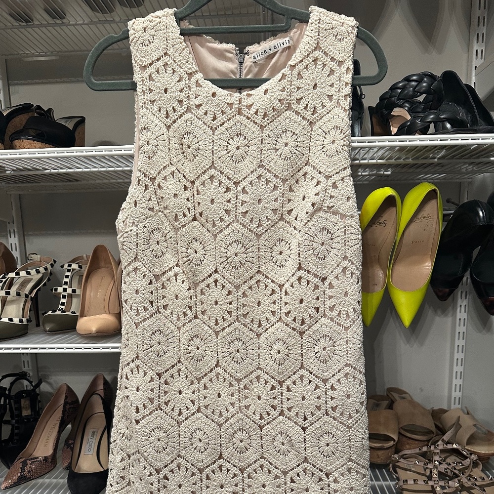 Alice & Olivia crochet mini dress size 6